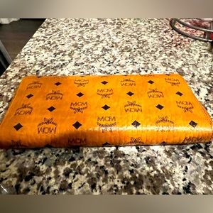 MCM Visetos Wallet